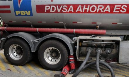 Régimen de Maduro denuncia bloqueo contra su economía por sanciones de USA a Pdvsa