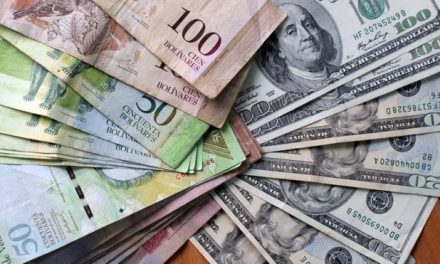 Nuevo sistema cambiario «Mesas de dinero» terminó con cuatro tasas diferentes de dólar en su primera jornada