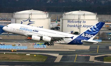 El airbus A380, el avión comercial más grande del mundo llegó a Venezuela