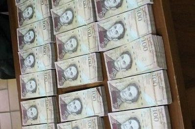 El bolívar es la moneda más sobrevaluada del mundo