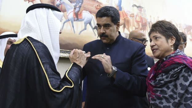 NICOLÁS MADURO BUSCA APOYO DE PAÍSES ISLÁMICOS PARA ENFRENTAR LA CRISIS