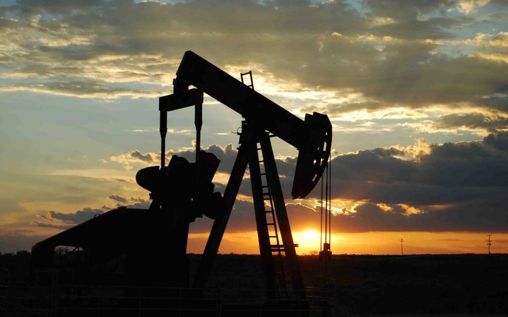 OPEP: la producción de petróleo de Venezuela cayó a un millón de barriles diarios en febrero